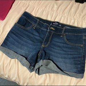 Hollister Jean shorts